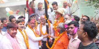 कानपुर में गंगा मेले का आगाज, डीएम ने किया झंडारोहण