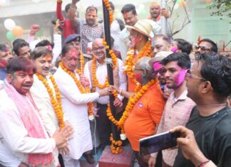 कानपुर में गंगा मेले का आगाज, डीएम ने किया झंडारोहण