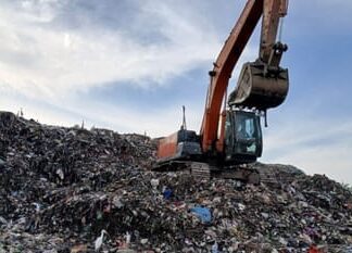 कानपुर का पनकी कूड़ा प्लांट बना ‘जहरीला पहाड़’, 50 हजार लोगों की सेहत पर मंडराया खतरा