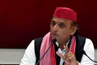 गोरखपुर में दिनदहाड़े मर्डर, यूपी की सियासत में मचा बवाल