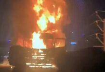 जाजमऊ फ्लाईओवर पर धधका ट्रक, 100 मीटर तक आग का गोला बन दौड़ा