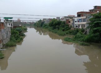 नदी बचाने के नाम पर खेल? 5 करोड़ के प्रोजेक्ट पर सवाल