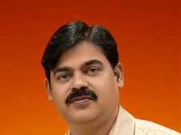 अनकहे दर्द से कराहती पत्रकारिता: क्या लोकतंत्र का चौथा खम्भा संकट में है?