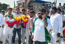 खागा में किसान यूनियन कार्यालय का उद्घाटन; असोथर महापंचायत में सरकार पर साधा निशाना